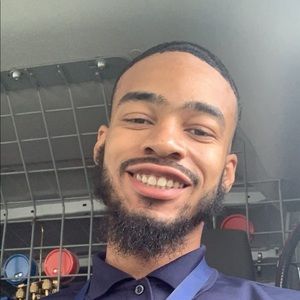 Meet your Posher, Barry